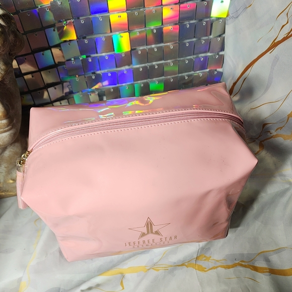New very rare discontinued Jeffree Star Cosmetics large pink velour makeup bag - Picture 6 of 9